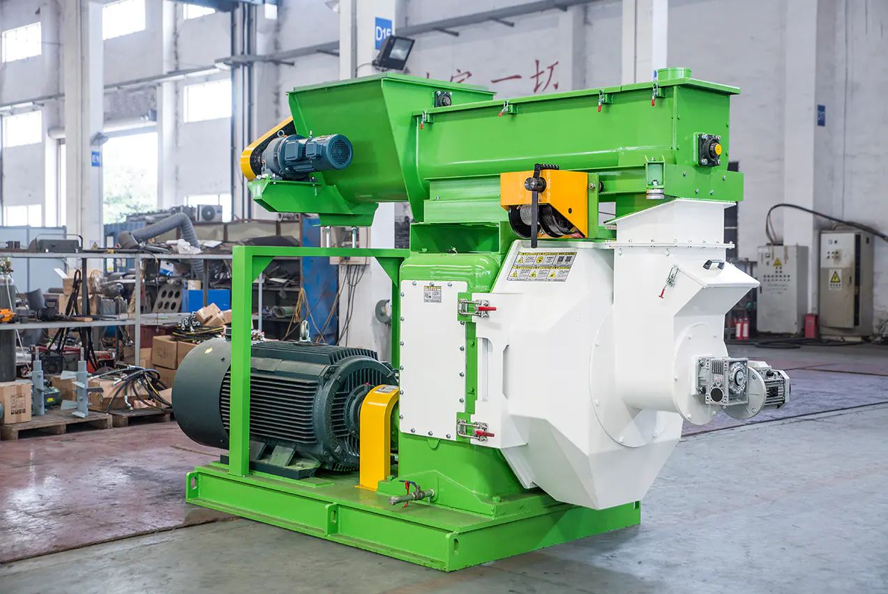 China 10 t/h Construction Waste & Furniture Offcuts Pellet Line